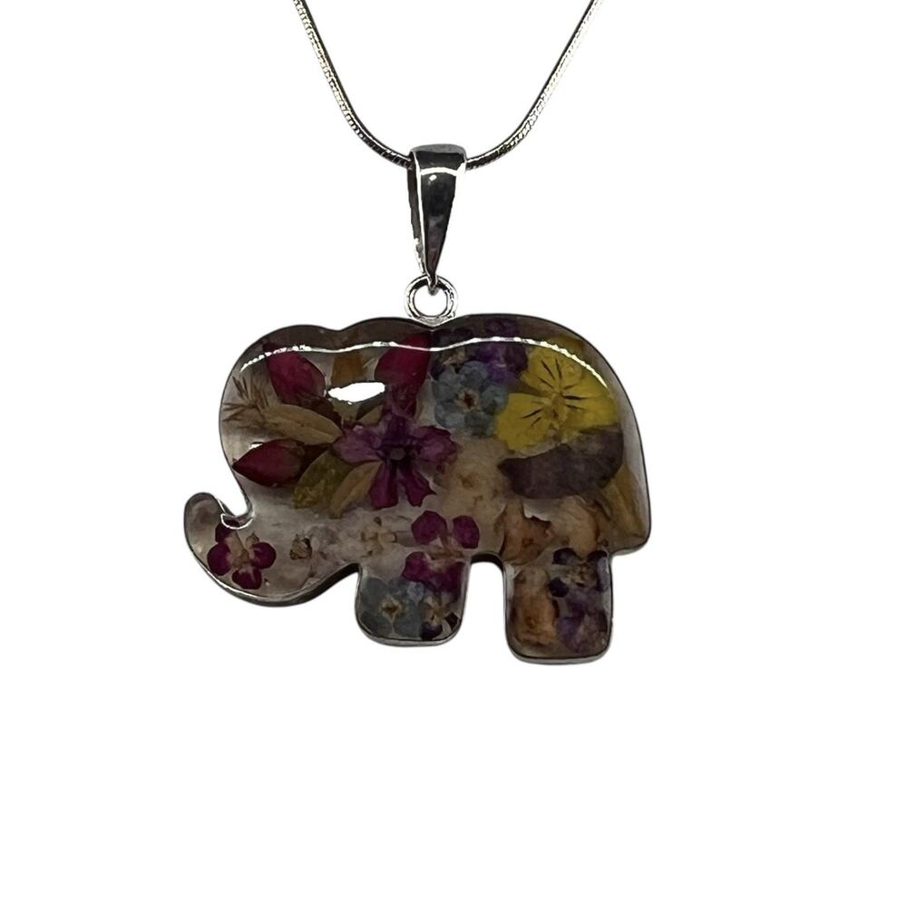 ATI Real Flowers in Resin Elephant Pendant Sterling Silver Necklace 22" Chain